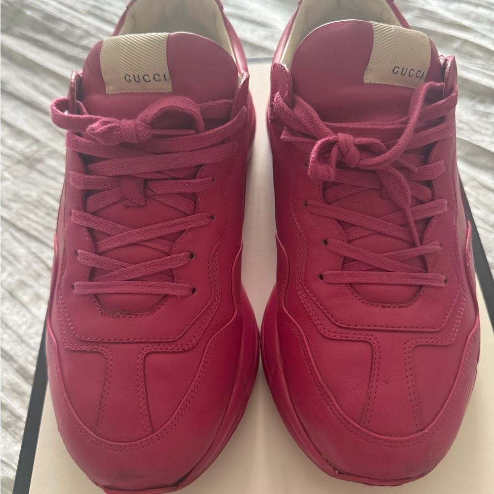 Pink Gucci rhyton sneakers in a size Gucci 9 100% authentic
